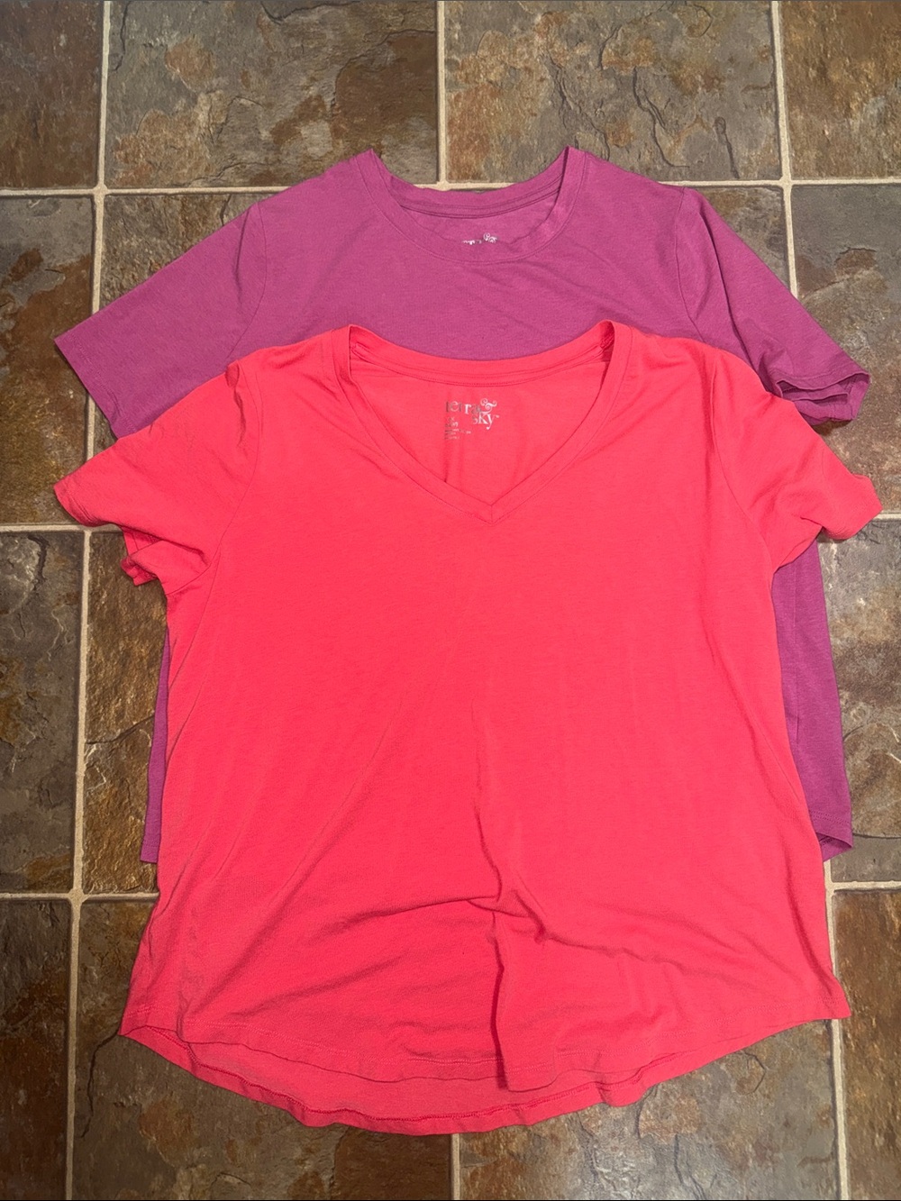 2 Terra & Sky Bright Pink V-Neck Short Sleeve Tee And with Lavender Tee